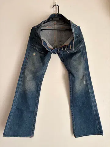 트루릴리젼 데미지 가공 부츠컷 데님