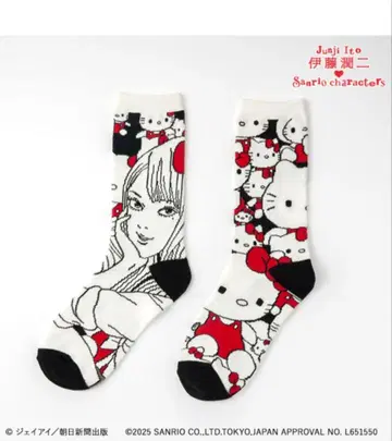 이토 준지 x 산리오 캐릭터즈 갸루 토미에 x 헬로키티 양말