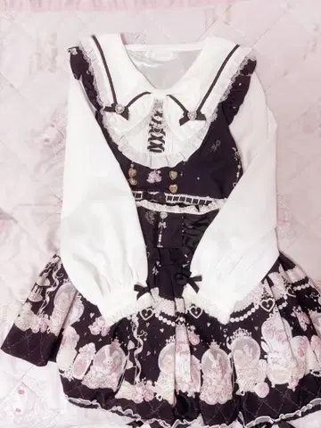 LIZLISA 리즈리사 romantic cosmetics 패턴 셋업