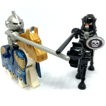 레고 7009 본본 라이더 vs 정의의 기사 정품 캐슬 올드 레고