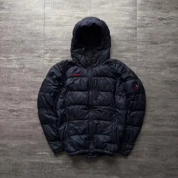 [ 인기 모델 ] Marmot 다운 자켓 네이비 M 사이즈