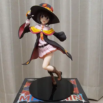 메구밍 1/7 스케일 피규어