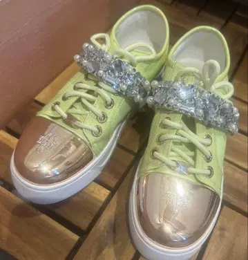 새상품급 Rady 라임 그린 비쥬 스니커즈