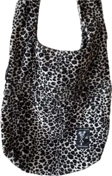 Super Lovers 레오파드 무늬 숄더백