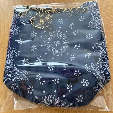 MALUS/마루스 반다나 퀼팅 숄더백