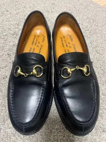 98976 자란스 리우바야 비트 로퍼