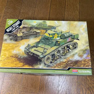 M3A1 스튜어트 경전차 1/35