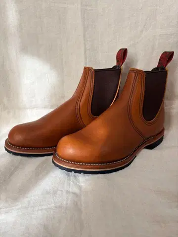 [ 단종 ] 레드윙 사이드 고어 첼시 부츠 미사용 24.5cm