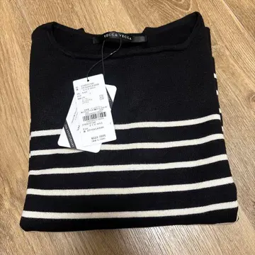 [ 새상품, 택 포함 ] 보더 보트넥 니트 블랙