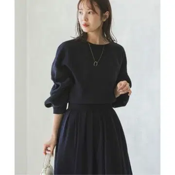 컨디션 최상 노블 이지 새틴 풀오버 블라우스 [ F ]