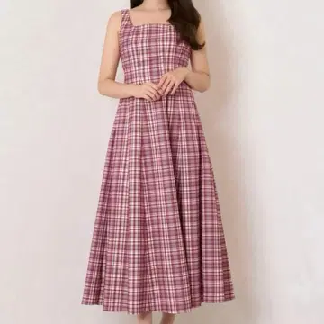 Her lip to Paddington Long dress