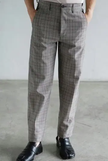 정가 10만 새상품 Dries Van Noten 체크 무늬 슬랙스 44