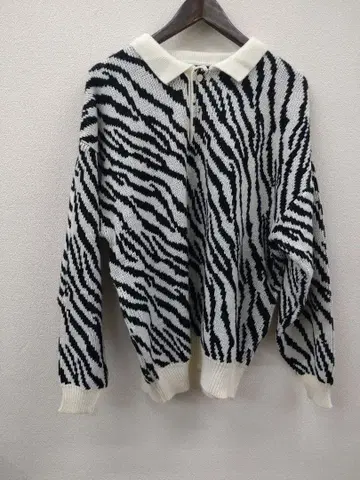 (17) OCCIDENT MER 제브라 패턴 긴팔 폴로 스웨터 M-L