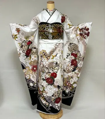 화이트 베이스 고급스러운 클래식 후리소데 풀세트