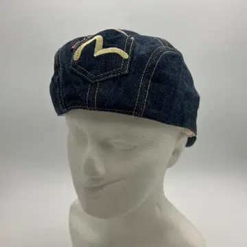 컨디션 최상 EVISU 에비수 데님 헌팅모자 자수 포켓 부착