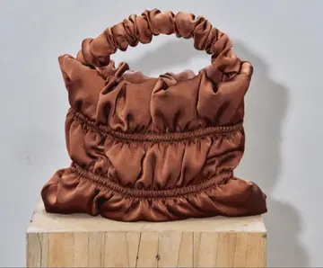 todayful 패딩 새틴 백