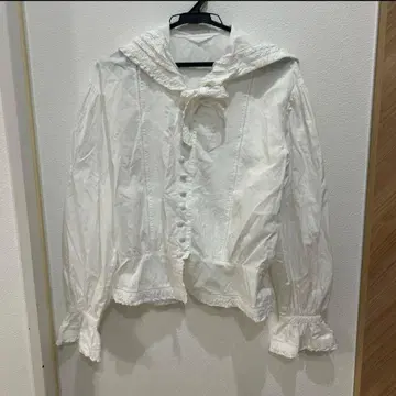 잉게보그 블라우스