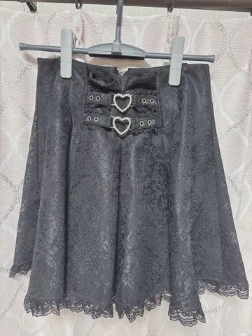 ROJITA 레이스 본딩 하트 링 벨트 스커트 (블랙)
