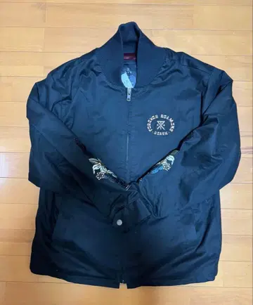 ROARK 블랙 점퍼 M 사이즈