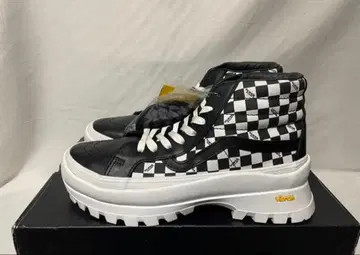 반스 볼트 SK8-HI 비브람 체커 27.5