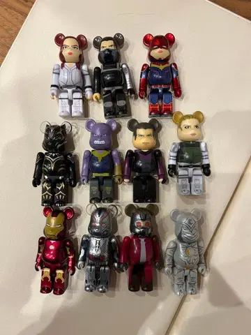 MARVEL STUDIOS 큐브릭 베어브릭