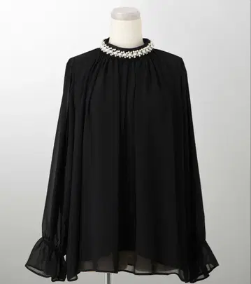 HUIT bouquet 유이 부케 펄 넥 캔디 슬리브 블라우스