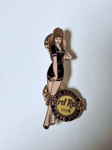 하드 록 카페 35주년 도쿄 블랙 의류 걸즈 핀 배지