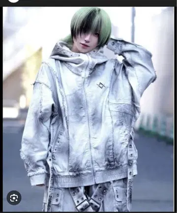 REFLEM 데님 하이넥 블루종 화이트