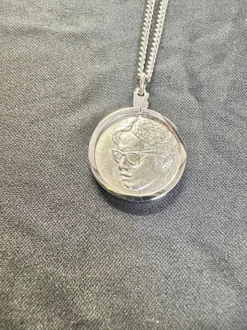 하마다 쇼고 코인 펜던트 ON THE ROAD 2011 초회판