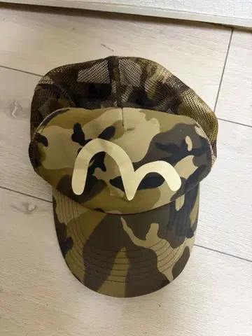 초레어 EVISU 카모플라쥬 캡