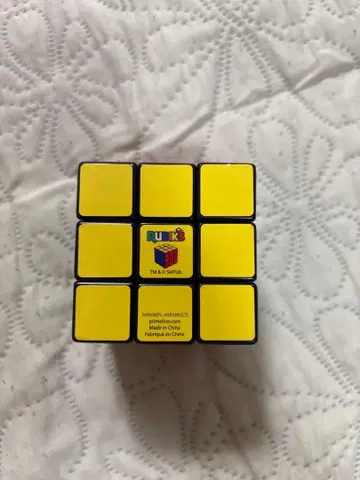 Rubik's AWS 로고 큐브