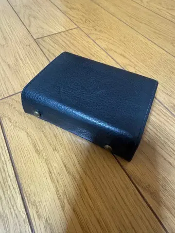 엠피우 밀레폴리에 블루