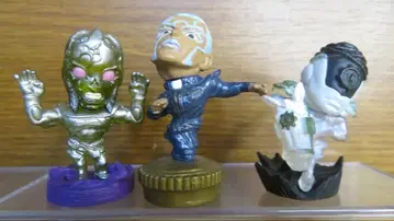 죠죠 캐릭터 히어로즈 시크릿 푸치 신부, 시문, 메이드 인 헤븐