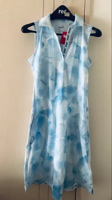 새상품, PUMA 푸마 수채화 무늬 스카이블루 원피스 숏팬츠 포함 S