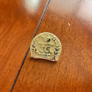 드래곤 퀘스트 X 오프라인 초 디럭스판 핀즈 배지 35주년 기념