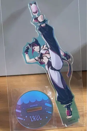 스트리트 파이터 6 아크릴 스탠드 쥴리 캡콤 카페 콜라보 아크릴 스탠드