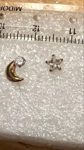 달과 별 디자인 지르코니아 10k 귀걸이