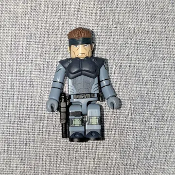 큐브릭 메탈기어 솔리드 스네이크