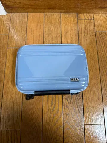 ZERO HALLIBURTON 라이트 블루 트래블 파우치