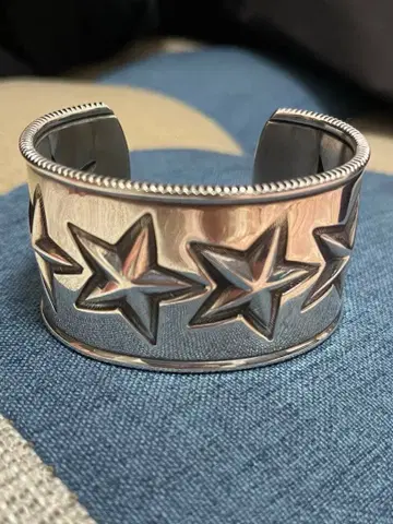 코디 썬더슨 식스 스타 커프 코인 엣지