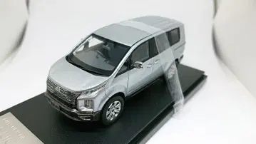 하이 스토리 1/43 미쓰비시 델리카 D:5 실버/그레이 HS243SL