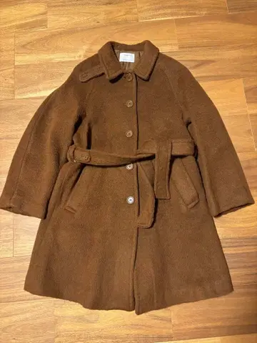 AMOMENTO 래글런 코트 브라운