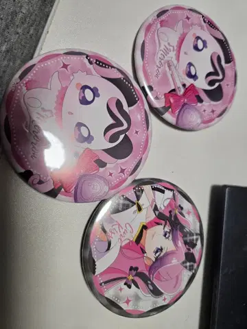 드리스트 메로론, 큐어 키스 캔뱃지 3개 세트