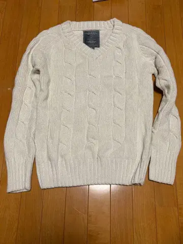 ABERCROMBIE & FITCH V넥 스웨터