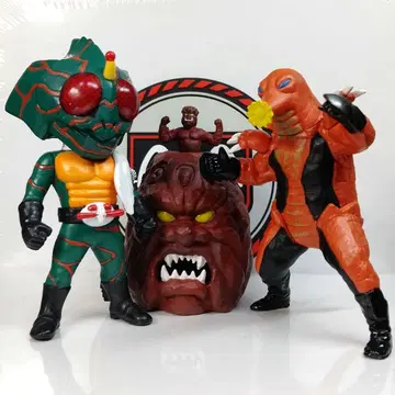 가면라이더 아마존 두더지 수인 십면귀 골고스 피규어 세트