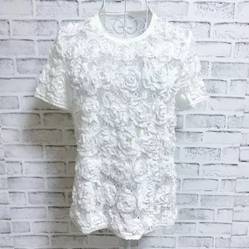 [이타리야] 이탈리아 펄 스팽글 꽃무늬 레이스 반팔 상의 화이트