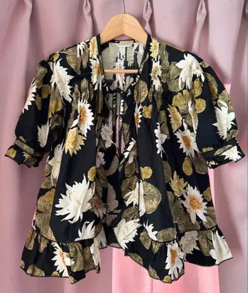 KANEKO ISAO 면 블라우스 새상품급