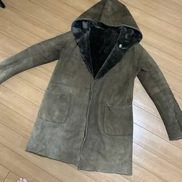unknown 언노운 무스탕 코트(양모)