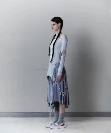 ojos 오호스 overall flare skirt