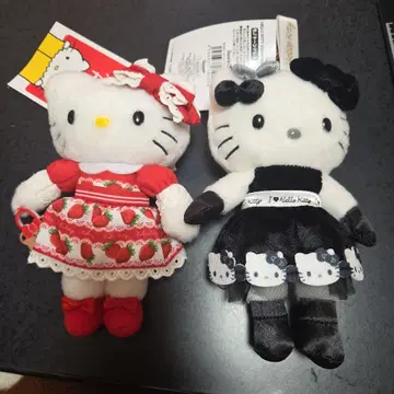 헬로키티 봉제 인형 2체 세트